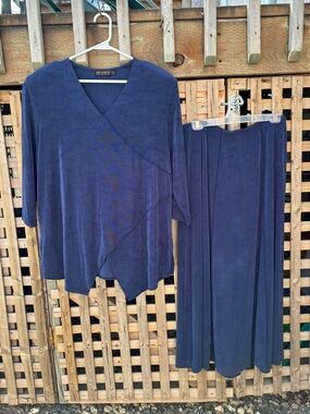 Picadilly Fashion Navy Blue A-Line Skirt Set